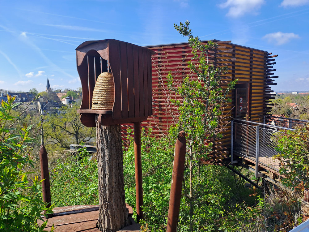 Bergzoo Halle: Bienenhaus
